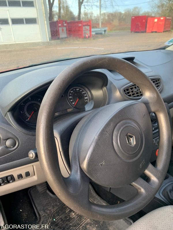 VL RENAULT CLIO3 3739ZH76 - Легковой автомобиль: фото 5 VL RENAULT CLIO3 3739ZH76 - Легковой автомобиль: фото 5