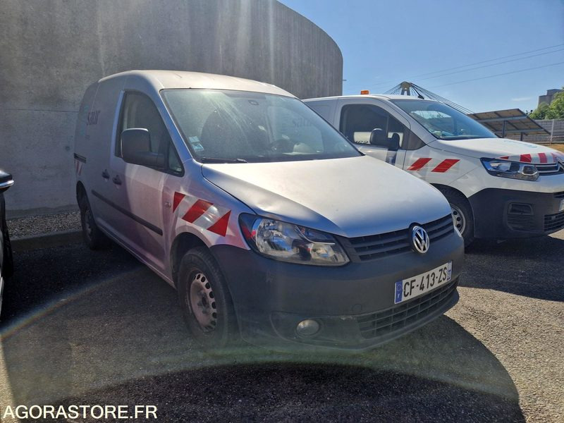 VOLKSWAGEN CADDY - CF413ZS - 2011 / 388 148 KM - Легковой фургон: фото 2 VOLKSWAGEN CADDY - CF413ZS - 2011 / 388 148 KM - Легковой фургон: фото 2