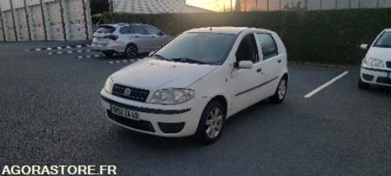 Fiat punto 137166 kms 2005 - Легковой автомобиль: фото 1 Fiat punto 137166 kms 2005 - Легковой автомобиль: фото 1