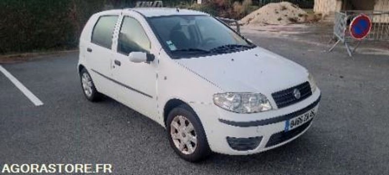 Fiat punto 209968 kms 2005 - Легковой автомобиль: фото 3 Fiat punto 209968 kms 2005 - Легковой автомобиль: фото 3