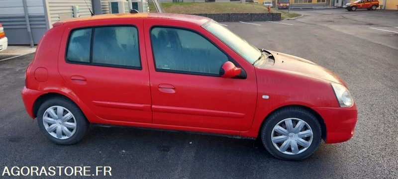 Renault clio 1.5 dci (roulante) - Легковой автомобиль: фото 3 Renault clio 1.5 dci (roulante) - Легковой автомобиль: фото 3