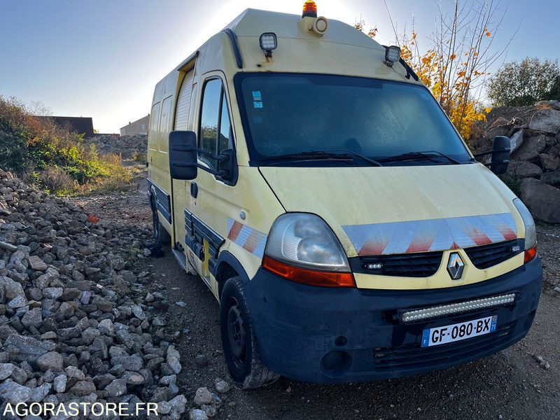 Renault master 2.5 dci 330000km - Цельнометаллический фургон: фото 1 Renault master 2.5 dci 330000km - Цельнометаллический фургон: фото 1