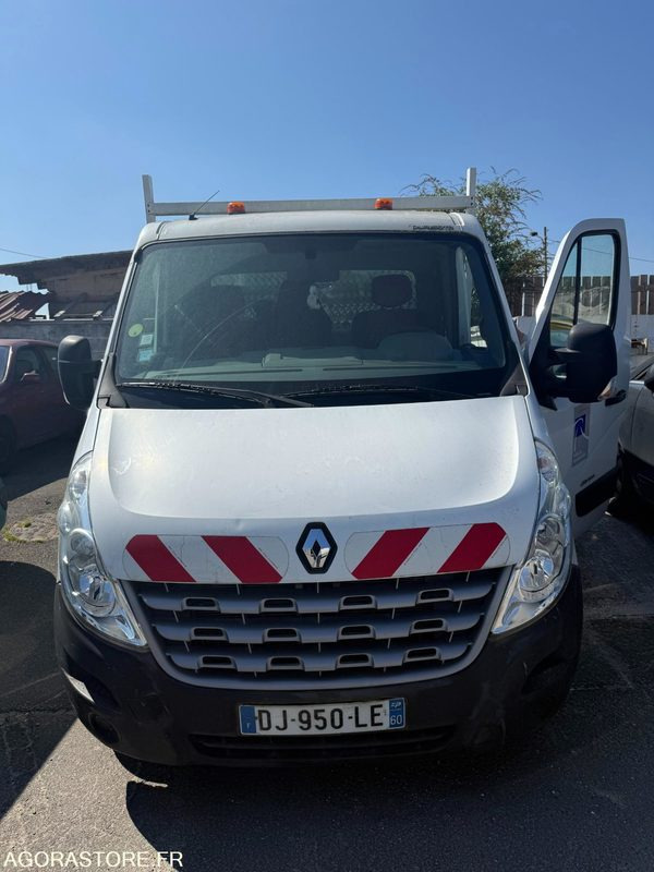 Renault master gazole 60156kms 2014 - Малотоннажный самосвал: фото 1 Renault master gazole 60156kms 2014 - Малотоннажный самосвал: фото 1