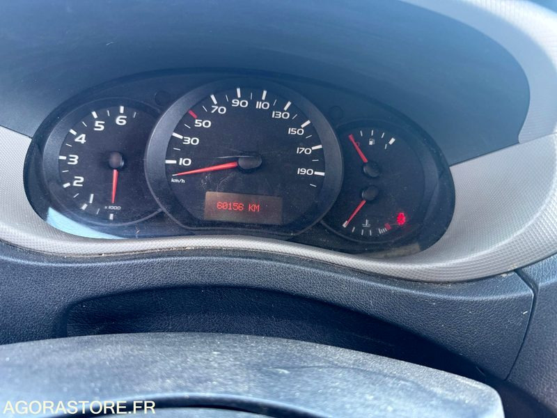 Renault master gazole 60156kms 2014 - Малотоннажный самосвал: фото 4 Renault master gazole 60156kms 2014 - Малотоннажный самосвал: фото 4