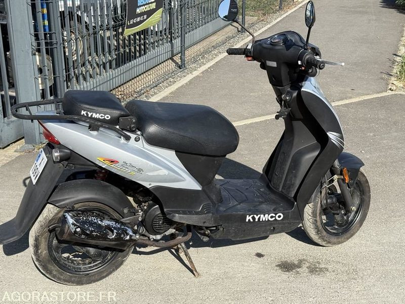 Scooter 50c kymco - Мотоцикл: фото 4 Scooter 50c kymco - Мотоцикл: фото 4