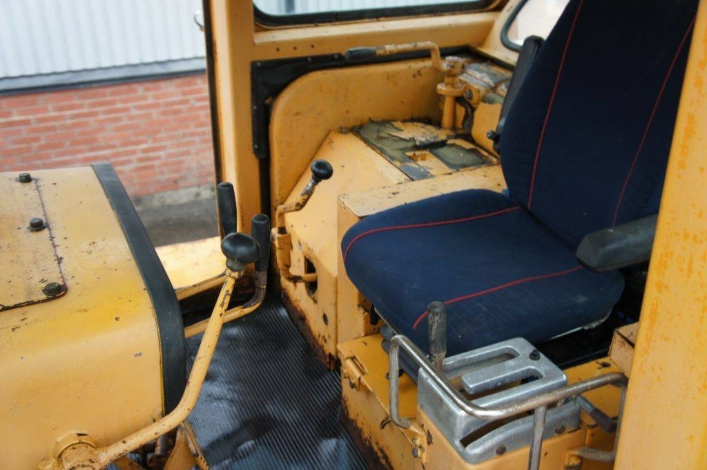 Komatsu D155A-1 - Бульдозер: фото 3 Komatsu D155A-1 - Бульдозер: фото 3