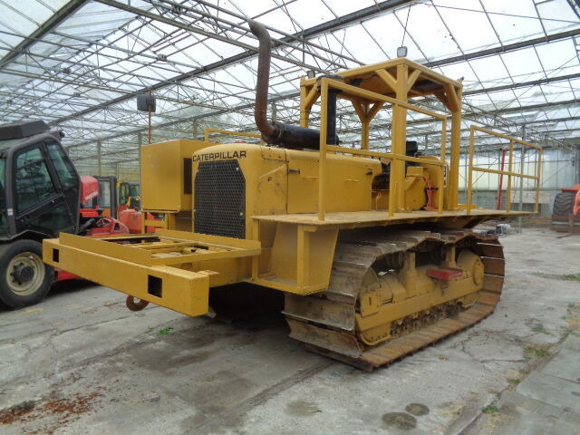 Бульдозер Caterpillar D6C: фото 1