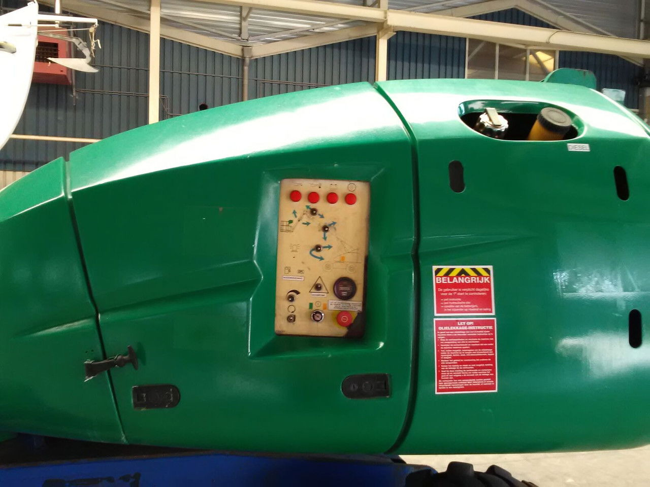 Haulotte HX14 - Телескопический подъемник: фото 5 Haulotte HX14 - Телескопический подъемник: фото 5