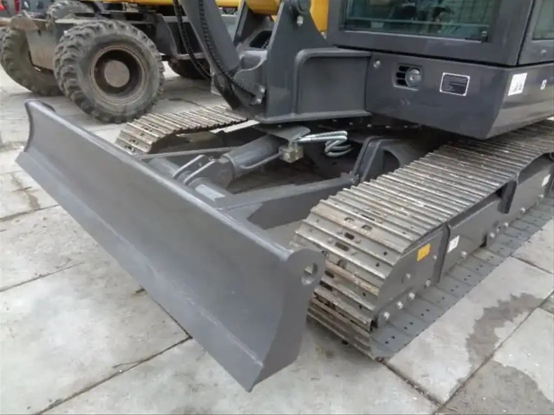 Новый Гусеничный экскаватор XCMG XE60GA: фото 13
