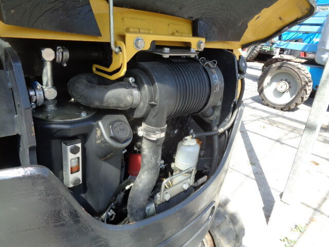 Yanmar SV22 - Мини-экскаватор: фото 3 Yanmar SV22 - Мини-экскаватор: фото 3