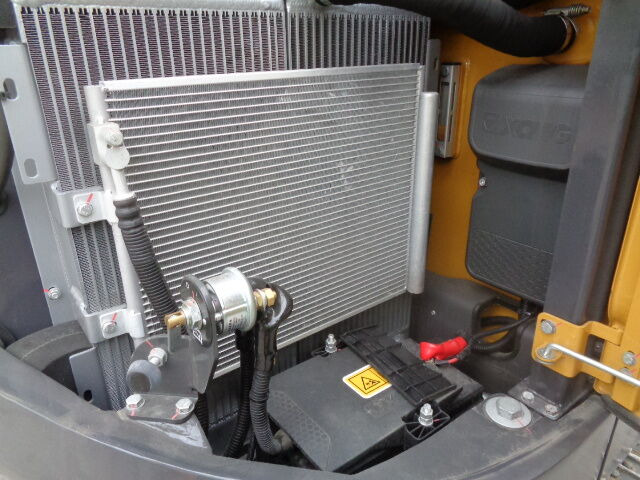 Yanmar XE60GA - Мини-экскаватор: фото 5 Yanmar XE60GA - Мини-экскаватор: фото 5