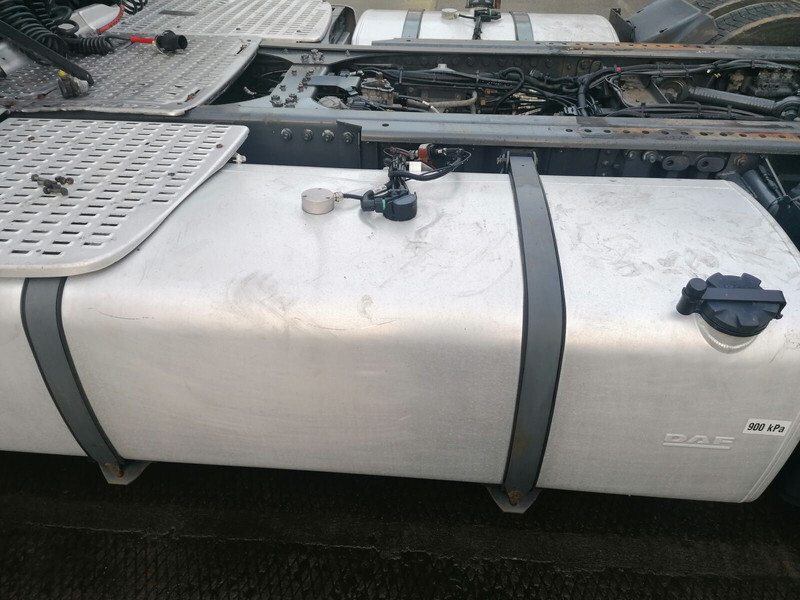 DAF - Топливный бак для Грузовиков: фото 3 DAF - Топливный бак для Грузовиков: фото 3