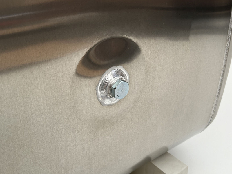 Новый Топливный бак для Грузовиков DAF: фото 9