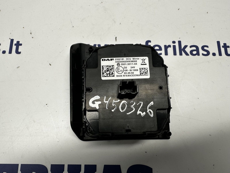 DAF windows and door lock switch - Приборная панель для Грузовиков: фото 2 DAF windows and door lock switch - Приборная панель для Грузовиков: фото 2