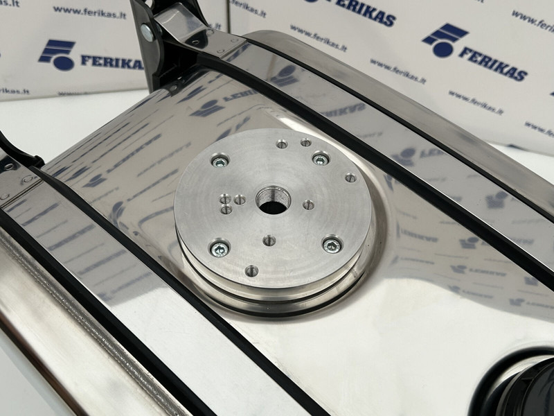 Hydraulic stainless steel oil tank 160L - Бак для гидравлической жидкости: фото 5 Hydraulic stainless steel oil tank 160L - Бак для гидравлической жидкости: фото 5