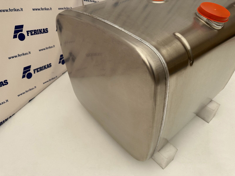 Iveco New aluminum fuel tank 300L - Топливный бак для Грузовиков: фото 3 Iveco New aluminum fuel tank 300L - Топливный бак для Грузовиков: фото 3