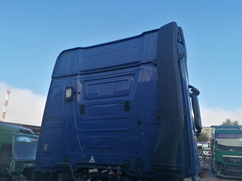 Mercedes-Benz Actros MP4 - Кабина и интерьер для Грузовиков: фото 2 Mercedes-Benz Actros MP4 - Кабина и интерьер для Грузовиков: фото 2