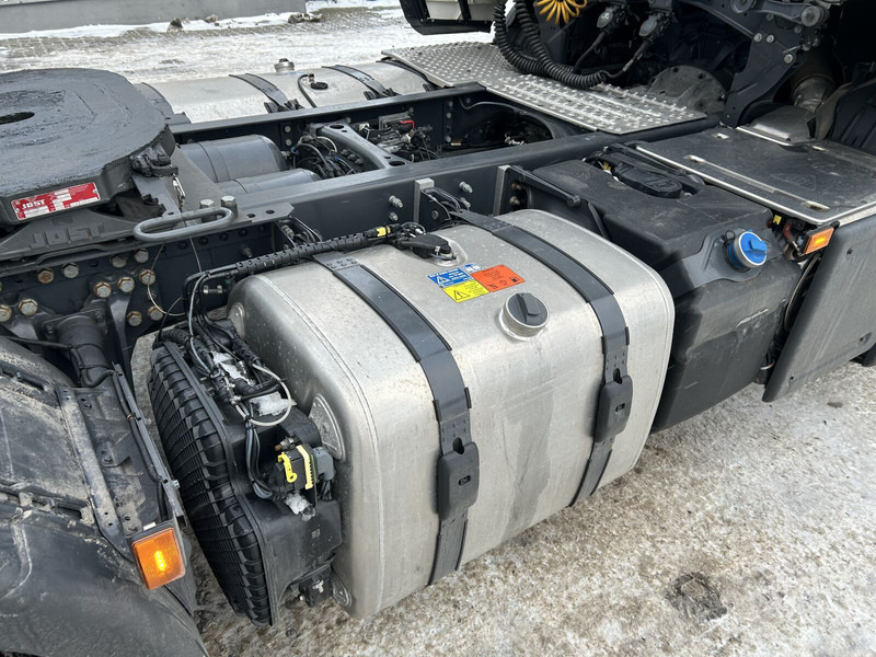 Тягач Scania R460: фото 11 Тягач Scania R460: фото 11