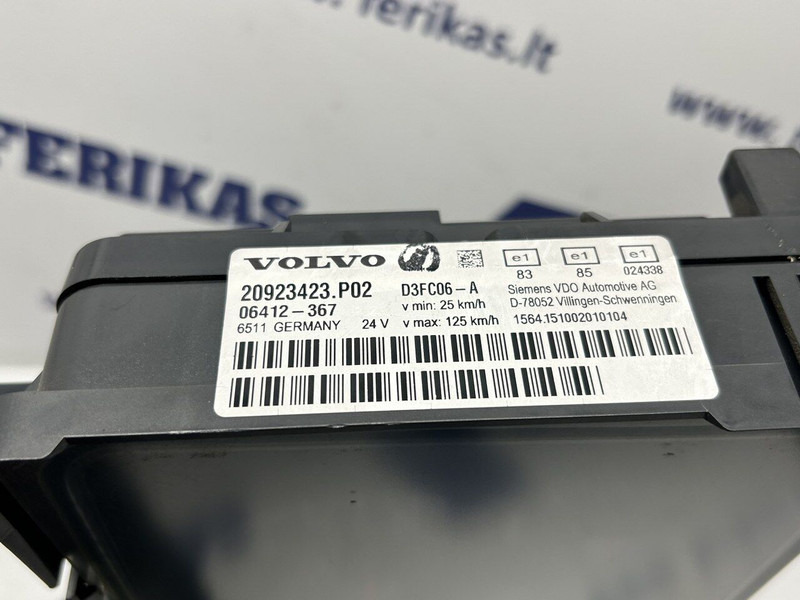 Volvo instrument cluster - Приборная панель для Грузовиков: фото 3 Volvo instrument cluster - Приборная панель для Грузовиков: фото 3