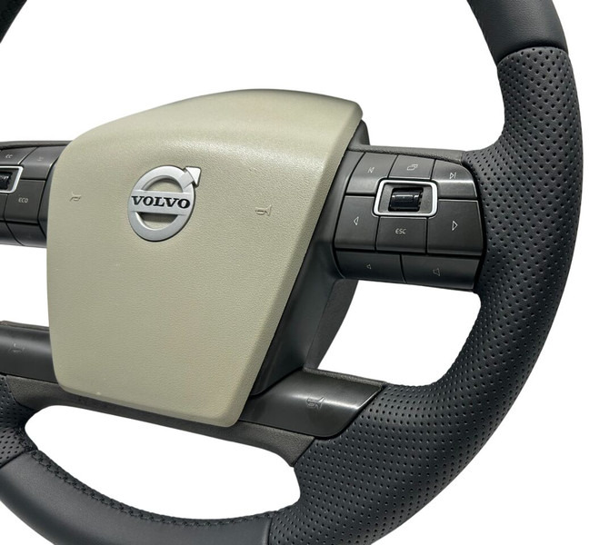 Volvo refurbished steering wheel - Рулевое колесо для Грузовиков: фото 4 Volvo refurbished steering wheel - Рулевое колесо для Грузовиков: фото 4
