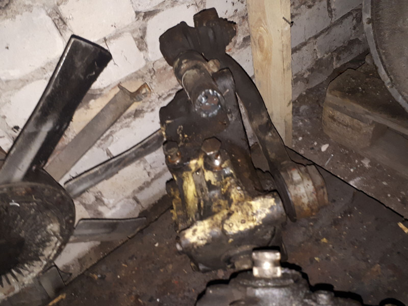 Mercedes-Benz Автобуса Беркховю Вольво ю Скания - Рулевой механизм: фото 4 Mercedes-Benz Автобуса Беркховю Вольво ю Скания - Рулевой механизм: фото 4