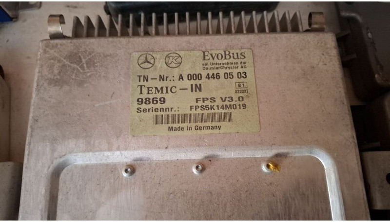 Mercedes-Benz - Блок управления: фото 3 Mercedes-Benz - Блок управления: фото 3