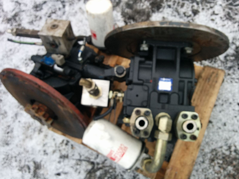 Sandler 90R130 - Гидравлический насос: фото 1 Sandler 90R130 - Гидравлический насос: фото 1