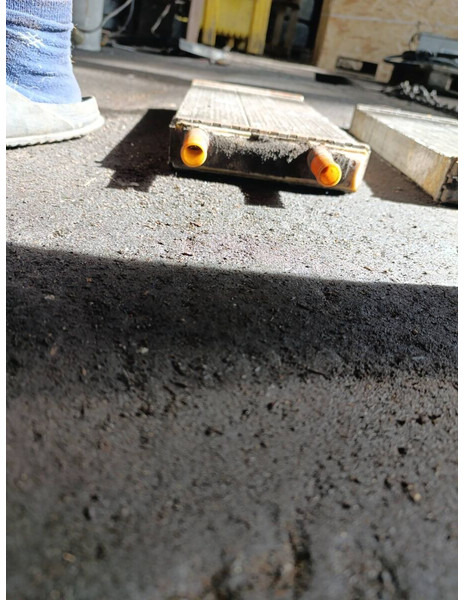 Scania Volvo - Радиатор: фото 4 Scania Volvo - Радиатор: фото 4