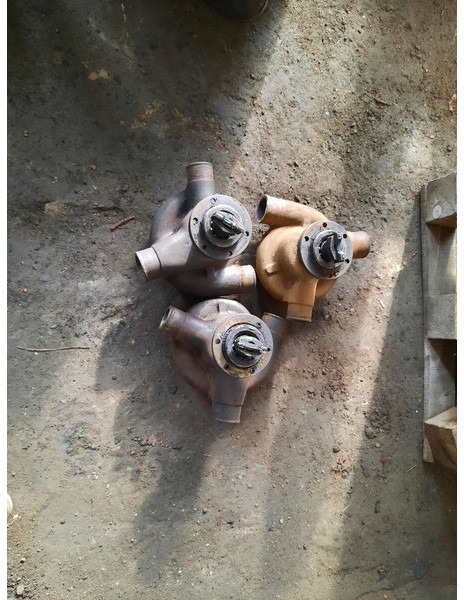 Volvo 4572010401. A4962010231 - Помпа: фото 3 Volvo 4572010401. A4962010231 - Помпа: фото 3