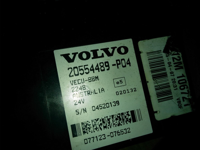 Блок управления Volvo 70329277 / 70395975-P01 / 70361720-P01 / 70322237-P02: фото 8 Блок управления Volvo 70329277 / 70395975-P01 / 70361720-P01 / 70322237-P02: фото 8