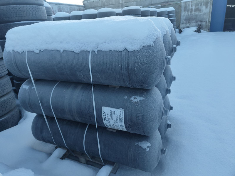 Volvo - Топливный бак: фото 2 Volvo - Топливный бак: фото 2