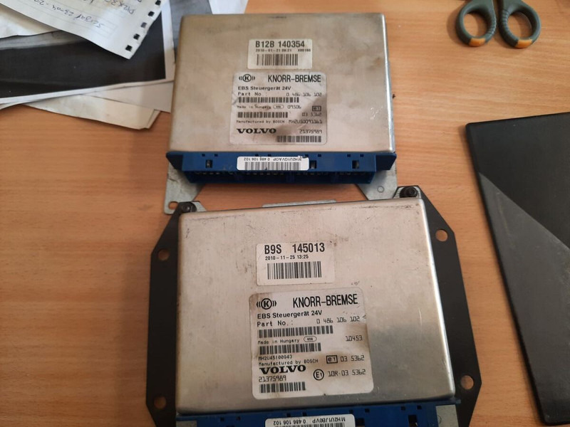 Volvo KNOR-BREMSE EBS 0486106063, 0486106028.\\\\ 0486106050 .\\ 063\\ - Блок управления: фото 2 Volvo KNOR-BREMSE EBS 0486106063, 0486106028.\\\\ 0486106050 .\\ 063\\ - Блок управления: фото 2