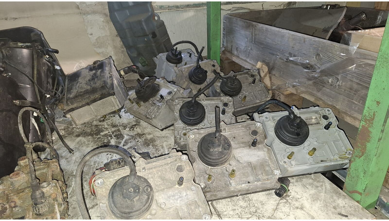 Volvo Помпа подкачки АБЛУ Б12 с подкачкой - Топливный фильтр: фото 2 Volvo Помпа подкачки АБЛУ Б12 с подкачкой - Топливный фильтр: фото 2