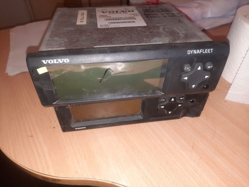 Volvo Video system x-dmr 8 R8 Compact RJ45 - Электрическая система: фото 4 Volvo Video system x-dmr 8 R8 Compact RJ45 - Электрическая система: фото 4