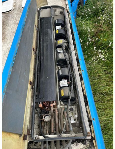 Volvo b12 - Часть системы кондиционирования: фото 3 Volvo b12 - Часть системы кондиционирования: фото 3