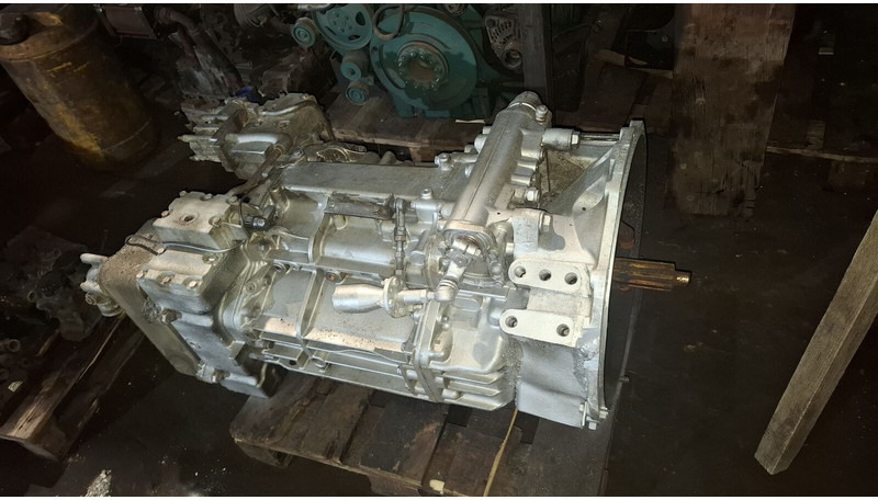 ZF GO210-6. S6 85+GV80/ S6 90 + GV90 - Коробка передач: фото 1 ZF GO210-6. S6 85+GV80/ S6 90 + GV90 - Коробка передач: фото 1