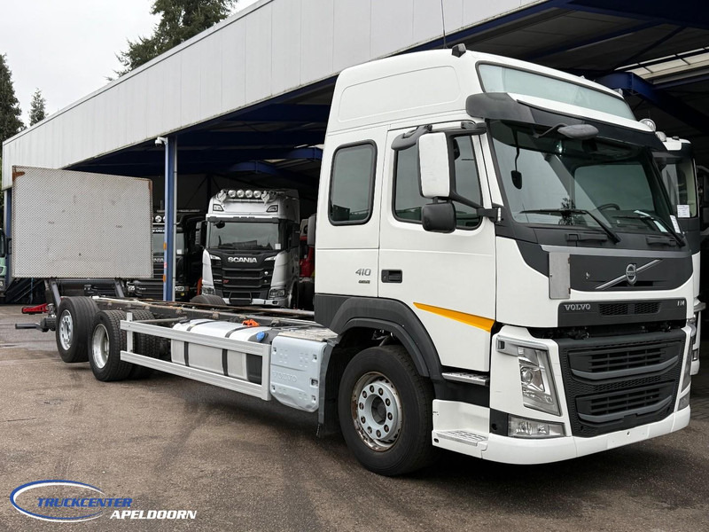 Volvo FM 410 379000 km, 6x2, Globetrotter - Грузовик-шасси: фото 1 Volvo FM 410 379000 km, 6x2, Globetrotter - Грузовик-шасси: фото 1