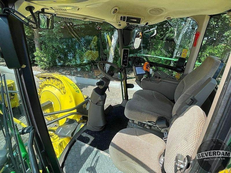 Сельскохозяйственная техника John Deere 8400: фото 12