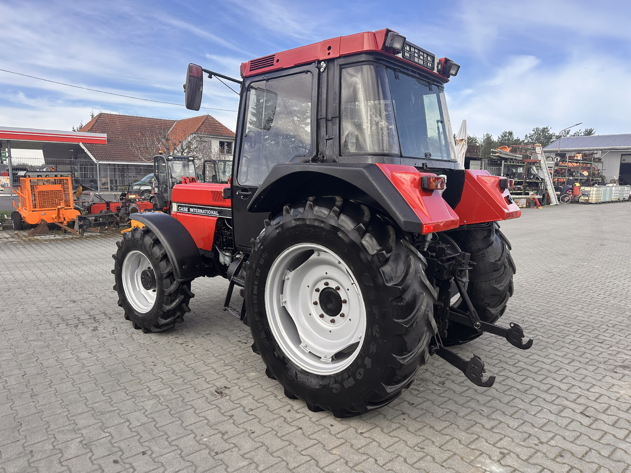 CASE IH 844 XL PLUS 40 km/h - Трактор: фото 2 CASE IH 844 XL PLUS 40 km/h - Трактор: фото 2