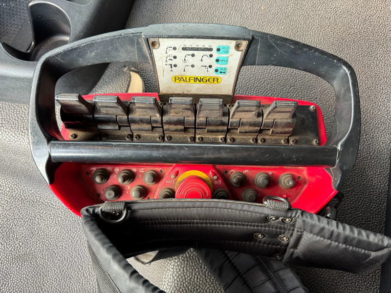 Грузовик бортовой/ Платформа, Автоманипулятор DAF CF 85.410 8X2 EURO 5 PALFINGER PK60002 + FLY JIB + REMOTE + TWISTLOCKS: фото 9