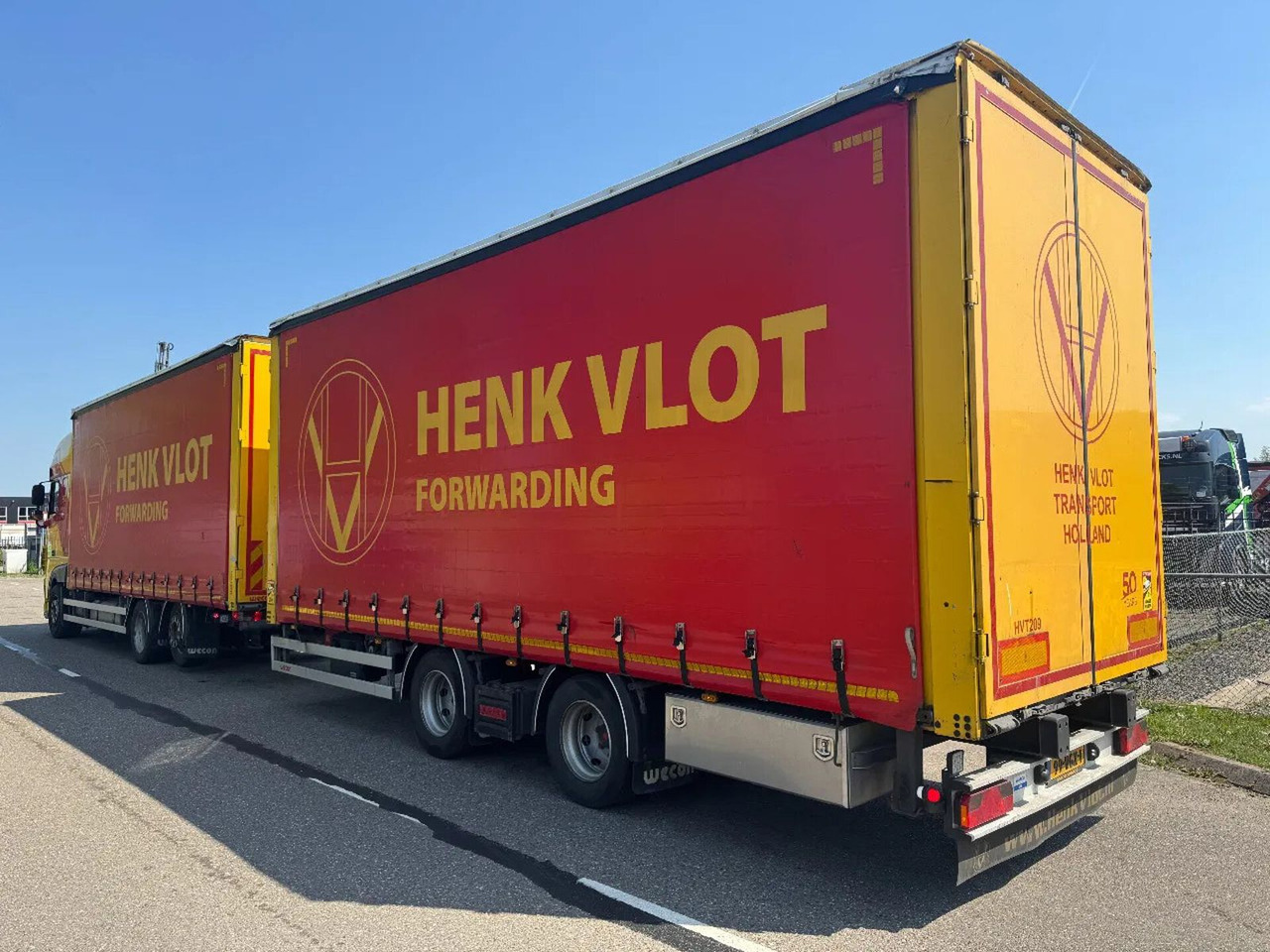 DAF XF 480 6X2 JUMBO + WECON HANGER SLIDING ROOF + T - Тентованный грузовик: фото 3 DAF XF 480 6X2 JUMBO + WECON HANGER SLIDING ROOF + T - Тентованный грузовик: фото 3