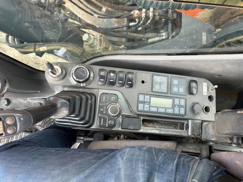 Гусеничный экскаватор Doosan DX235LC 5 -  ONLY 4226 HOURS -: фото 14