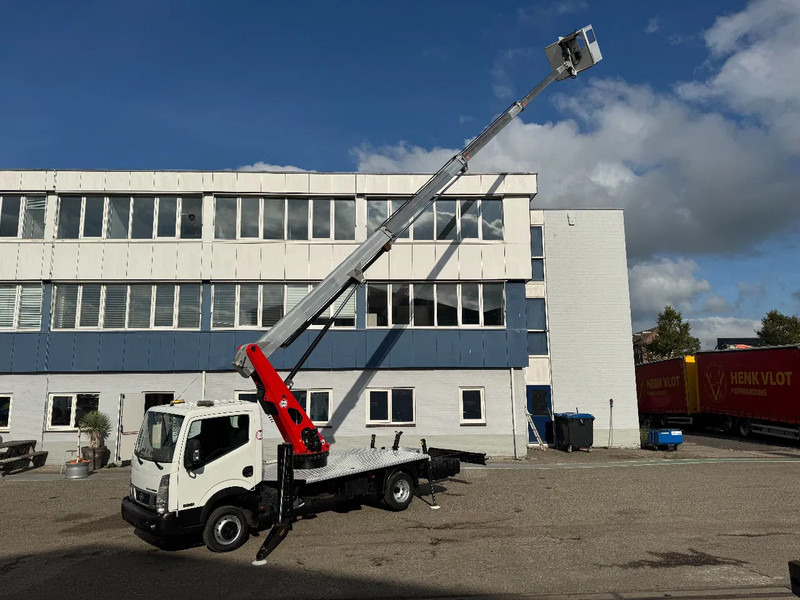 Nissan Cabstar PALFINGER HOOGWERKER 20 METER 35.14 - Фургон: фото 1 Nissan Cabstar PALFINGER HOOGWERKER 20 METER 35.14 - Фургон: фото 1