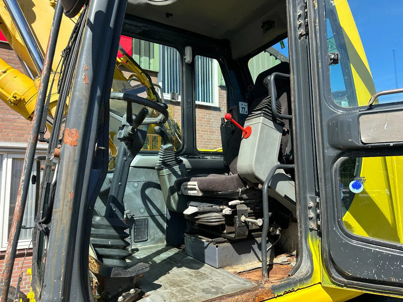 Колёсный экскаватор Komatsu PW150ES-6K CE: фото 15