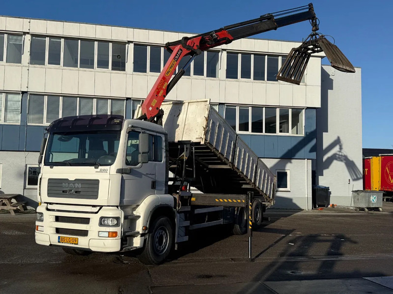MAN TGA 26.350 6X2 KIPPER + PALFINGER PK16502 + REMOTE CONTROL - Самосвал, Автоманипулятор: фото 1 MAN TGA 26.350 6X2 KIPPER + PALFINGER PK16502 + REMOTE CONTROL - Самосвал, Автоманипулятор: фото 1