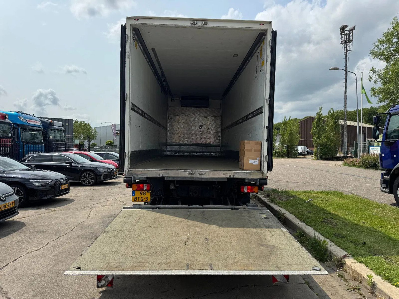 MAN TGS 26.440 6X2 - EURO 6 + THERMKING T-800R + DAU в лизинг MAN TGS 26.440 6X2 - EURO 6 + THERMKING T-800R + DAU: фото 7