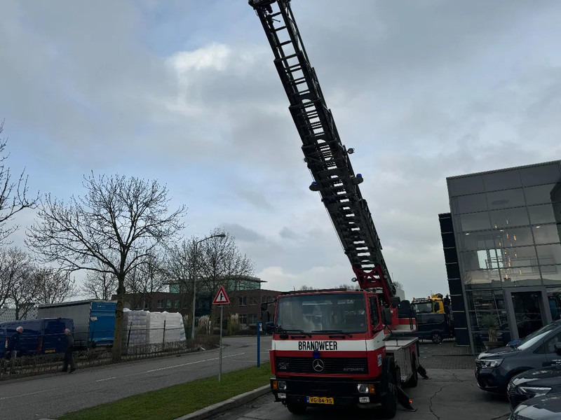 Mercedes-Benz 1120 OF MAGIRUS 24 METER + KORF + SLANGS - Пожарная машина: фото 3 Mercedes-Benz 1120 OF MAGIRUS 24 METER + KORF + SLANGS - Пожарная машина: фото 3