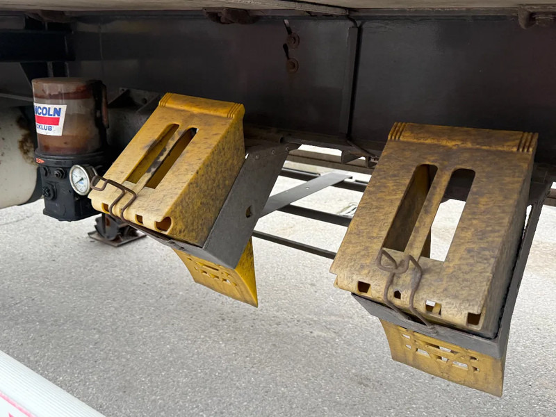 Полуприцеп-рефрижератор Renders + CARRIER VECTOR 1850 + DHOLLANDIA LIFT: фото 18