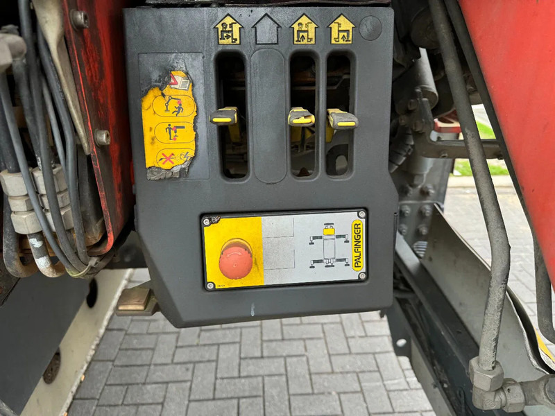 Scania P360 6X4 PALFINGER PK 20001-K + REMOTE CONTROL EURO 5 в лизинг Scania P360 6X4 PALFINGER PK 20001-K + REMOTE CONTROL EURO 5: фото 18