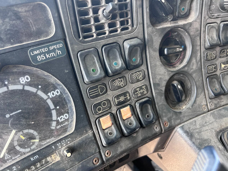 Scania R143-500 V8 6X4 + MANUAL GEARBOX в лизинг Scania R143-500 V8 6X4 + MANUAL GEARBOX: фото 13